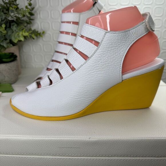 Arche EGZY CLOGS White and Yellow Leather Wedge Sandals Size 39 US Size 8 - Picture 3 of 12
